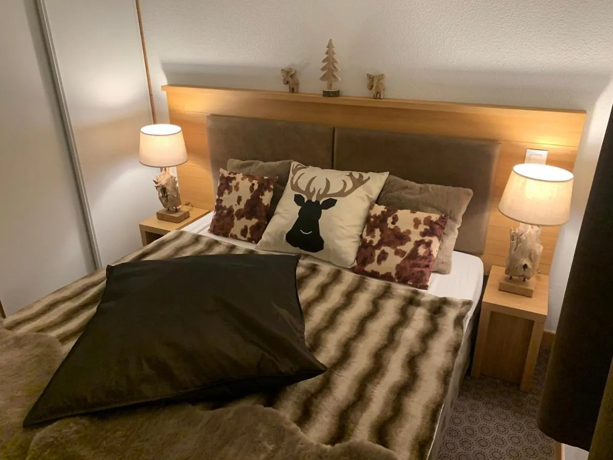 Bel Appartement Avec Piscine, Sauna Et Parkings A Pralognan-La-Vanoise - Fr-1-464-217 Appartamento