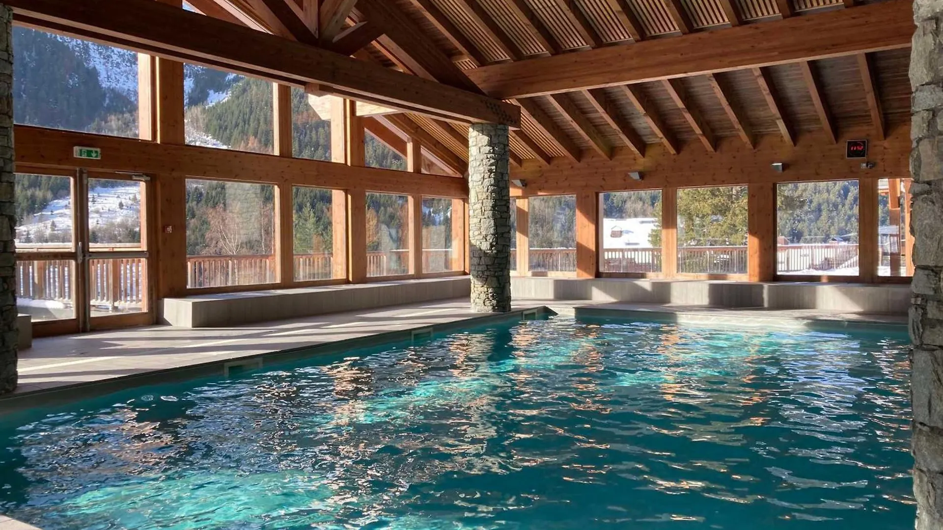 Bel Appartement Avec Piscine, Sauna Et Parkings A Pralognan-La-Vanoise - Fr-1-464-217